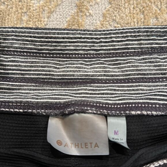 Athleta Womens Metro STRIPE Skort Skirt Shorts medium Gray Heather Active EUC - Picture 4 of 8